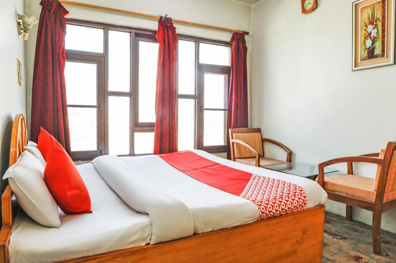 Oyo 72225 Hotel Dilshan Srīnagar Extérieur photo